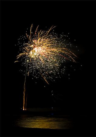 simsearch:400-04882938,k - colorful fireworks display with reflection in water Stock Photo - Budget Royalty-Free & Subscription, Code: 400-05159330