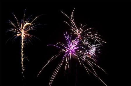 simsearch:400-04926313,k - Multiple burst fireworks in multiple colors Stock Photo - Budget Royalty-Free & Subscription, Code: 400-05151998