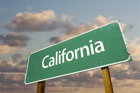 California Green Road Sign with dramatic blue sky and clouds. Photographie de stock - Aubaine LD & Abonnement, Code: 400-05179726