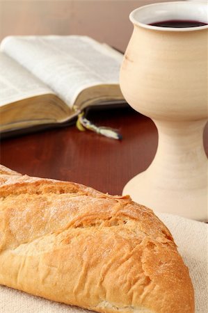 simsearch:400-05890930,k - Chalice with red wine, bread and Holy Bible Stock Photo - Budget Royalty-Free & Subscription, Code: 400-05205502