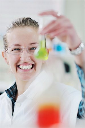 simsearch:400-04270812,k - science chemistry classes with young student woman in labaratory Stock Photo - Budget Royalty-Free & Subscription, Code: 400-05218681