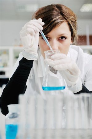 simsearch:400-04270812,k - science chemistry classes with young student woman in labaratory Stock Photo - Budget Royalty-Free & Subscription, Code: 400-05218772