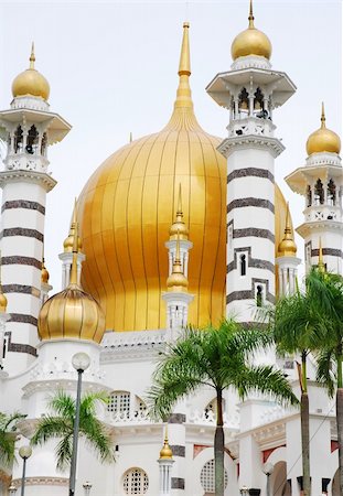 simsearch:877-08897949,k - Ubudiah Mosque in Kuala Kangsar, malaysia Stock Photo - Budget Royalty-Free & Subscription, Code: 400-05210883