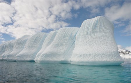 simsearch:400-04747906,k - Iceberg seen from dinghy in Antarctica Stock Photo - Budget Royalty-Free & Subscription, Code: 400-05211170