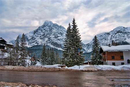 simsearch:400-05731177,k - Cold Winter in the Heart of Dolomites, Veneto, Northern Italy Stock Photo - Budget Royalty-Free & Subscription, Code: 400-05221415