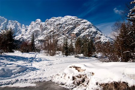 simsearch:400-05731177,k - Cold Winter in the Heart of Dolomites, Veneto, Northern Italy Stock Photo - Budget Royalty-Free & Subscription, Code: 400-05236105