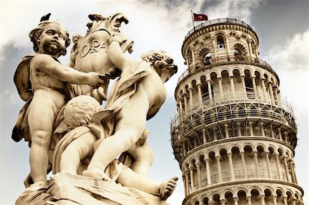 simsearch:400-05369313,k - Leaning tower and statue angel in Pisa, Tuscany, Italy Stock Photo - Budget Royalty-Free & Subscription, Code: 400-05257157