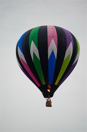 simsearch:400-06642893,k - Hot air balloon festival Foto de stock - Super Valor sin royalties y Suscripción, Código: 400-05252478