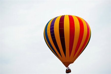 simsearch:400-06642893,k - Hot air balloon festival Foto de stock - Super Valor sin royalties y Suscripción, Código: 400-05252482