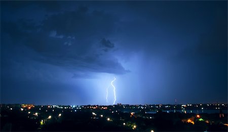 simsearch:400-04256241,k - Thunderstorm and perfect Lightning over city Stock Photo - Budget Royalty-Free & Subscription, Code: 400-05266893