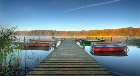 small marina early morning one fall day Stock Photo - Budget Royalty-Free & Subscription, Code: 400-05268062