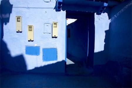 rif - A blue small street in chefchaouen, norther Stock Photo - Budget Royalty-Free & Subscription, Code: 400-05309636