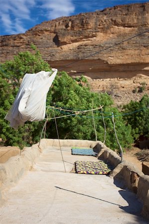 simsearch:400-05730832,k - Room on the Roof in a Dogon village - The Bandiagara site is an outstanding landscape of cliffs and sandy plateaux with some beautiful Dogon architecture Stock Photo - Budget Royalty-Free & Subscription, Code: 400-05309734
