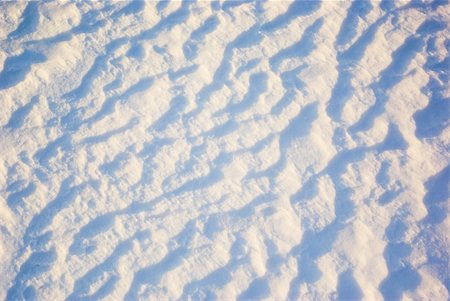 simsearch:400-07053830,k - Texture of the snow surface, as a winter abstract background Stock Photo - Budget Royalty-Free & Subscription, Code: 400-05312557