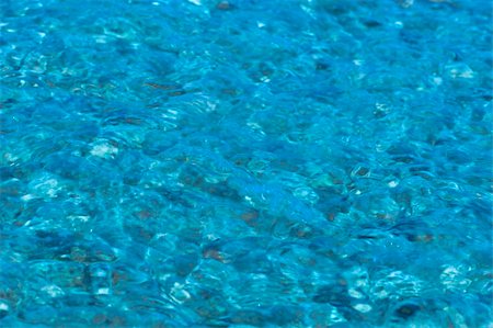 simsearch:400-04058760,k - Flowing vivid blue water abstract background Photographie de stock - Aubaine LD & Abonnement, Code: 400-05313093