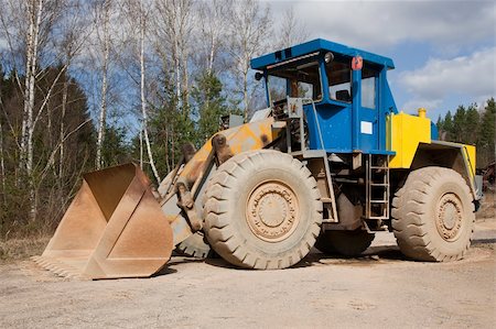 simsearch:700-05662628,k - Front loaders in quarry, Czech Republic Stock Photo - Budget Royalty-Free & Subscription, Code: 400-05326744