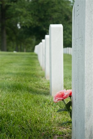 Grave at Zachary Taylor National Cemetery in Louisville, Kentucky Stock Photo - Budget Royalty-Free & Subscription, Code: 400-05334501