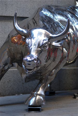 Silver Bull statue in Manhattan New York City Stock Photo - Budget Royalty-Free & Subscription, Code: 400-05339694