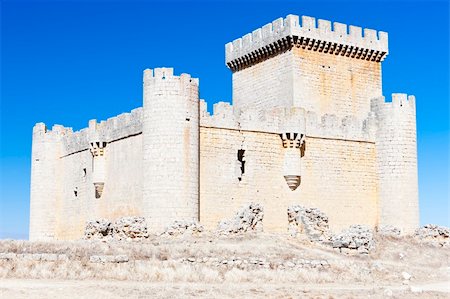 simsearch:400-05724401,k - Castle of Villalonso, Castile and Leon, Spain Stock Photo - Budget Royalty-Free & Subscription, Code: 400-05362180