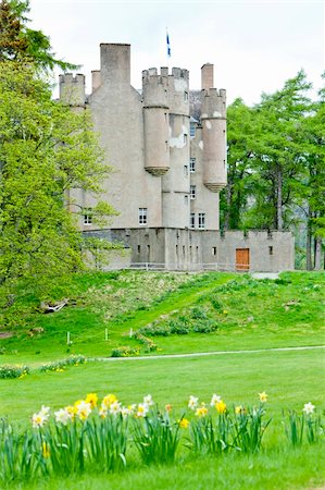 simsearch:400-05387304,k - Braemar Castle, Scotland Stock Photo - Budget Royalty-Free & Subscription, Code: 400-05362467