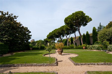 simsearch:400-05369313,k - Beautiful view at the Vatican Gardens in Rome, Italy Stock Photo - Budget Royalty-Free & Subscription, Code: 400-05387698