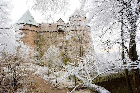 simsearch:400-05897070,k - Haut-Koenigsbourg Castle, Alsace, France Photographie de stock - Aubaine LD & Abonnement, Code: 400-05668471