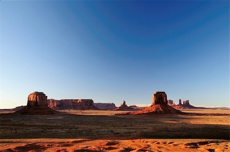 simsearch:862-08091453,k - Mittens and Buttes in Monument Valley Navajo Tribal Park Arizona from Artist Point during sunset Stock Photo - Budget Royalty-Free & Subscription, Code: 400-05675598