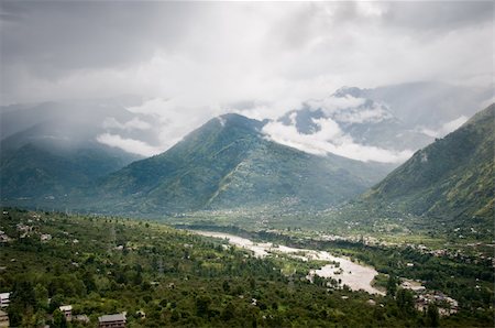 rays struggle through the fog to valley, North India,  Himalayan Stock Photo - Budget Royalty-Free & Subscription, Code: 400-05679912