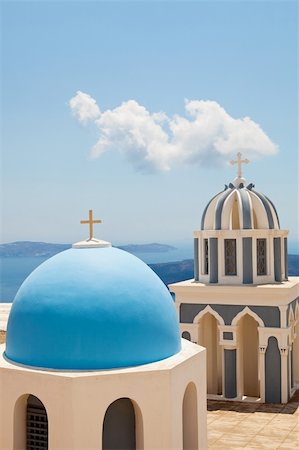 simsearch:400-04898640,k - Beautiful old church domes in Thira, Santorini, Greece Stock Photo - Budget Royalty-Free & Subscription, Code: 400-05683357