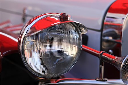 simsearch:600-01716651,k - a detail of a headlight from a vintage car Stock Photo - Budget Royalty-Free & Subscription, Code: 400-05683840