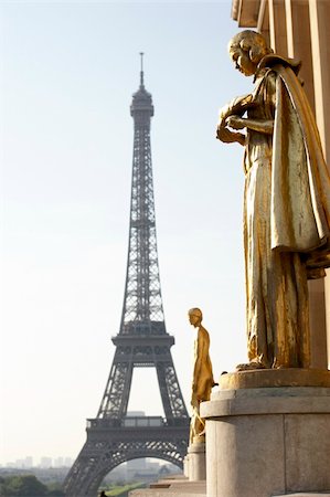 Eiffel Tower With Blue Sky Stock Photo - Budget Royalty-Free & Subscription, Code: 400-05696816