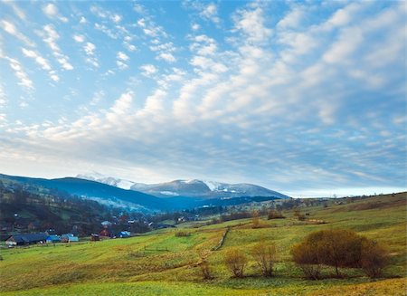 simsearch:400-05719580,k - Misty early daybreak in autumn Carpathian mountain, Ukraine (Petros Mount in far) Photographie de stock - Aubaine LD & Abonnement, Code: 400-05705536