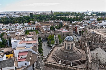 simsearch:400-05193127,k - Aerial view of the city of Seville from the tower Catadral Stock Photo - Budget Royalty-Free & Subscription, Code: 400-05705911