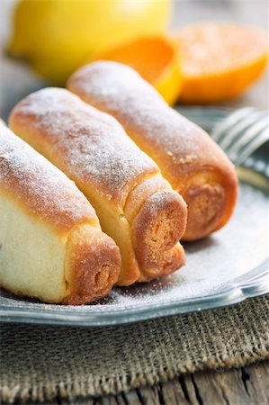simsearch:400-04370315,k - Delicious jam rolls. Baked pastry filled with fruit marmelade. Stock Photo - Budget Royalty-Free & Subscription, Code: 400-05707059