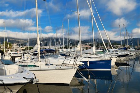 simsearch:400-04433053,k - Motor and sail boats parked in the harbor. Cavalaire-sur-Mer, France. Stock Photo - Budget Royalty-Free & Subscription, Code: 400-05711079