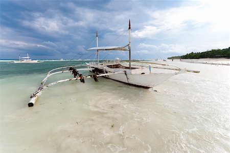 simsearch:400-04418173,k - traditional philippine bangka at low tide Stock Photo - Budget Royalty-Free & Subscription, Code: 400-05725668