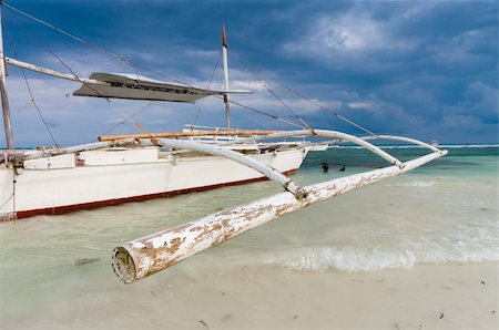 simsearch:400-04418173,k - traditional philippine bangka at low tide Stock Photo - Budget Royalty-Free & Subscription, Code: 400-05725669