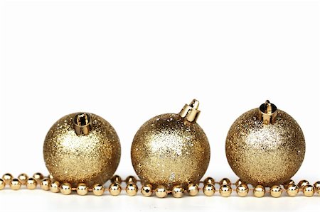 simsearch:400-05693036,k - golden christmas ball isolated on white Stock Photo - Budget Royalty-Free & Subscription, Code: 400-05734268