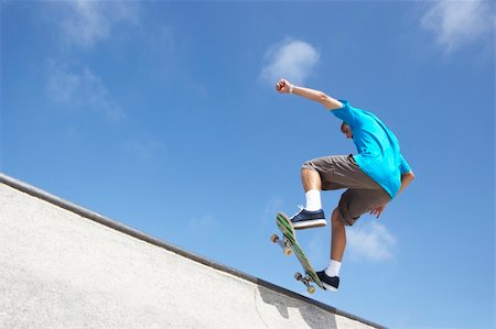 simsearch:400-05737917,k - Teenage Boy In Skateboard Park Stock Photo - Budget Royalty-Free & Subscription, Code: 400-05737917