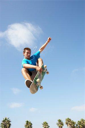simsearch:400-05737917,k - Teenage Boy In Skateboard Park Stock Photo - Budget Royalty-Free & Subscription, Code: 400-05737927