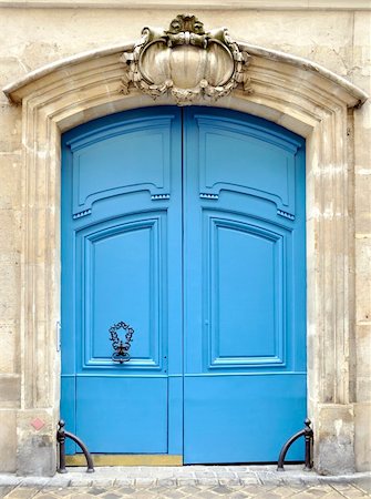 simsearch:400-07257534,k - A blue door in Paris, France Stock Photo - Budget Royalty-Free & Subscription, Code: 400-05731164