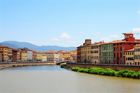 simsearch:400-04375112,k - Embankment of The River Arno in The Italian City of Pisa Stock Photo - Budget Royalty-Free & Subscription, Code: 400-05744119