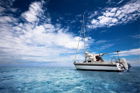 sports and sailing - Sailing through tropical waters Stock Photo - Budget Royalty-Free & Subscription, Code: 400-05749318