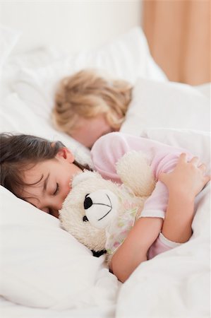 simsearch:640-06963757,k - Portrait of children sleeping in a bedroom Stock Photo - Budget Royalty-Free & Subscription, Code: 400-05749819