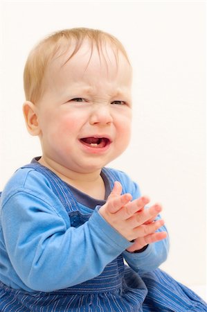 simsearch:400-04180936,k - Crying baby boy Photographie de stock - Aubaine LD & Abonnement, Code: 400-05752631