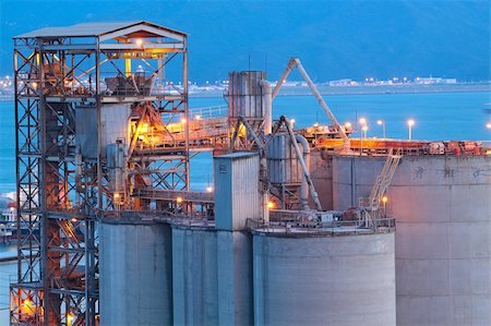 factory at night - Cement Plant close up Stock Photo - Budget Royalty-Free & Subscription, Code: 400-05752743