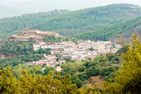 simsearch:400-05724379,k - Almonaster La Real, Andalusia, Spain Stock Photo - Budget Royalty-Free & Subscription, Code: 400-05753425