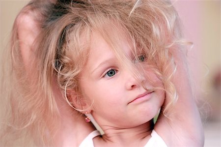 simsearch:400-07509444,k - portrait of a beautiful little girl with blond hair Stock Photo - Budget Royalty-Free & Subscription, Code: 400-05875530