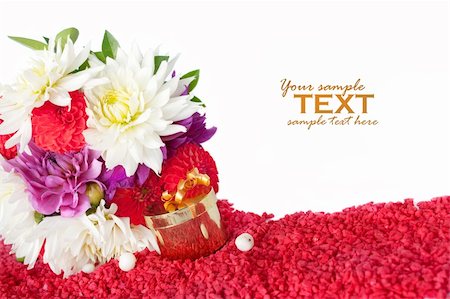 simsearch:400-05897213,k - Golden gift box with flower arrangement Stock Photo - Budget Royalty-Free & Subscription, Code: 400-05875990