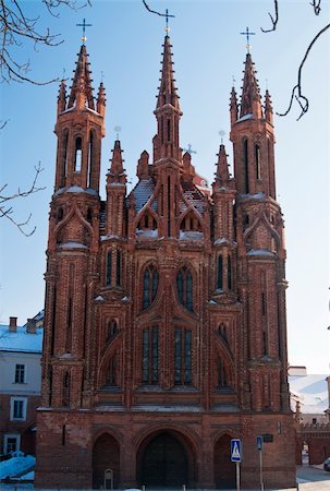 simsearch:400-07771401,k - Church os St. Anne in Vilnius, capital of Lithuania Photographie de stock - Aubaine LD & Abonnement, Code: 400-05883845